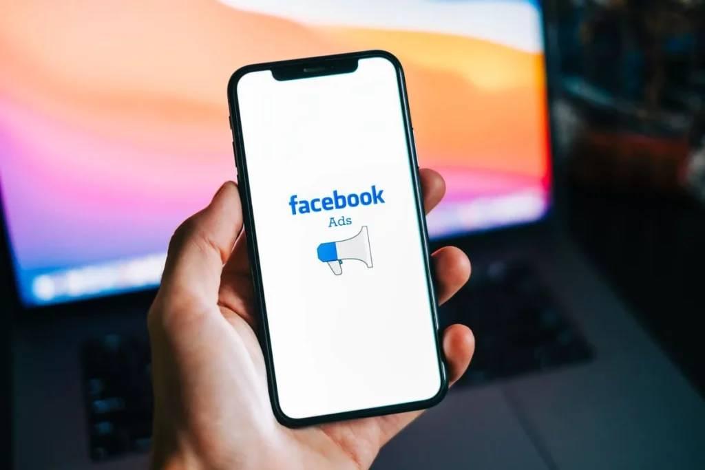 أفضل استراتيجيات الإعلان الممول على فيسبوك لزيادة المبيعات في السعودية
